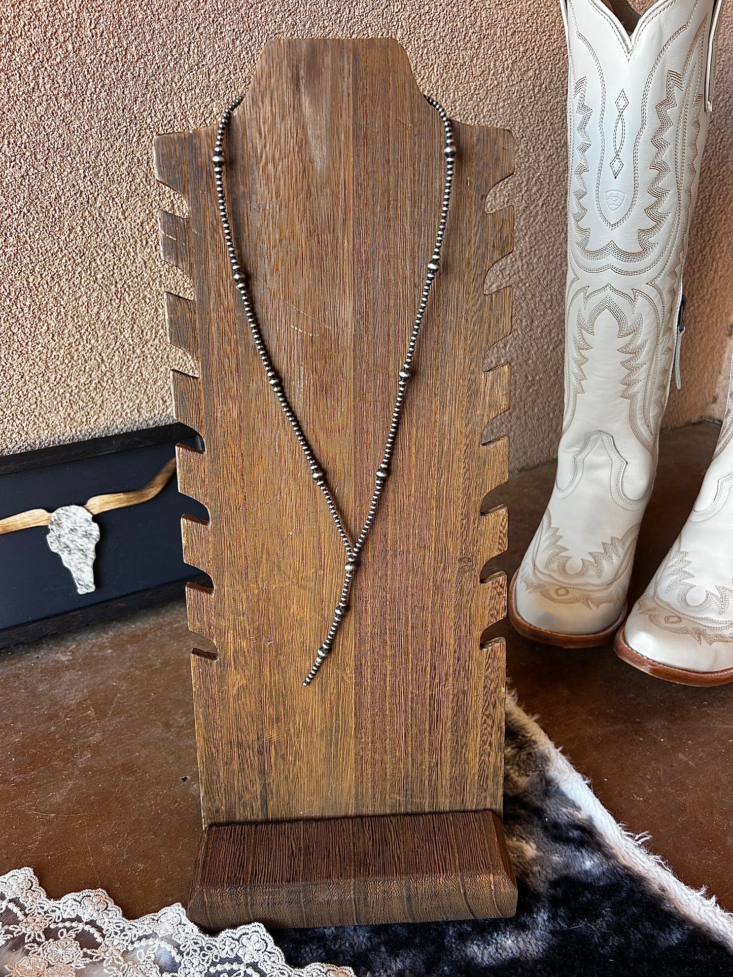 Your Mama's Lariat 3-6mm 20"