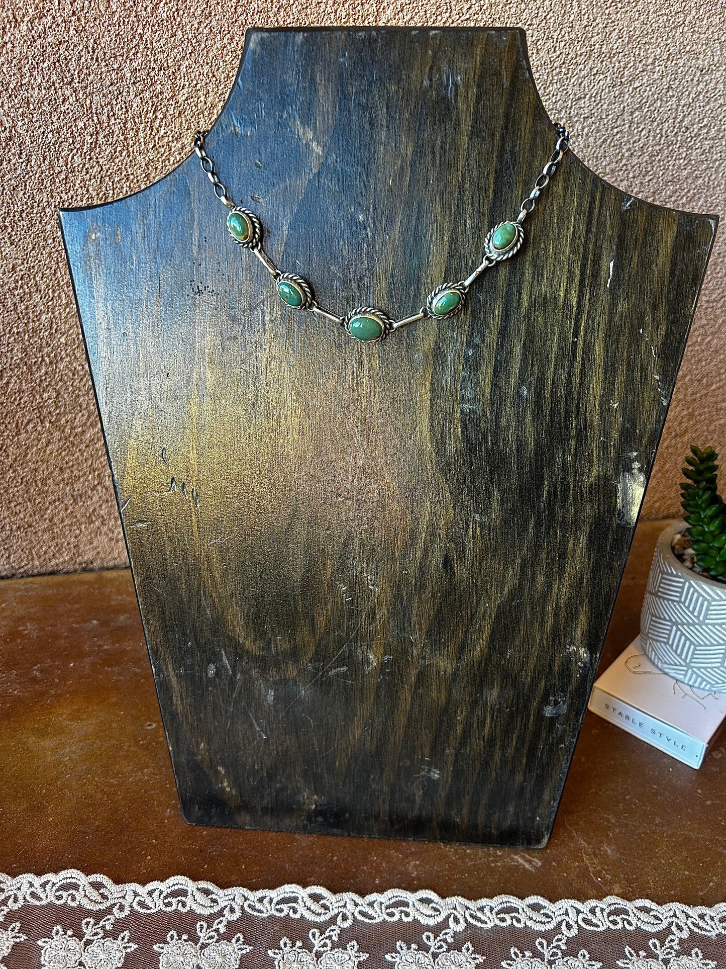 Kingman Choker