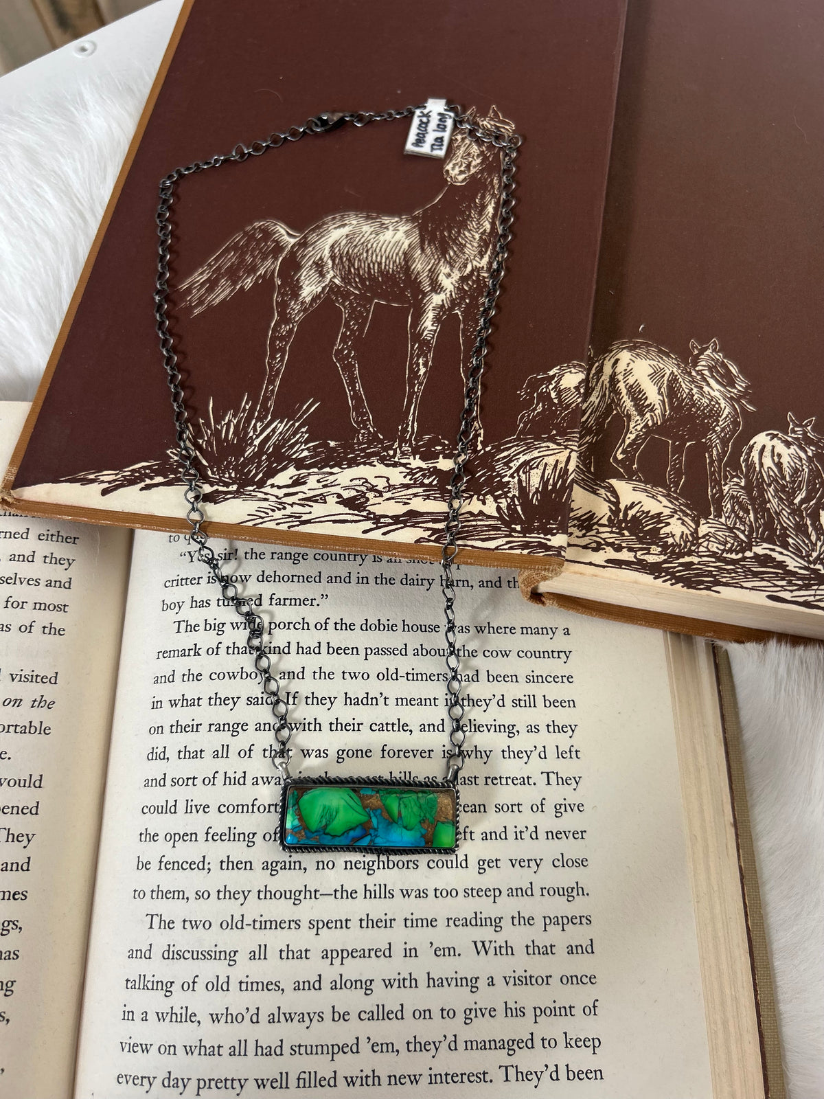 Peacock Bar Necklace 18"